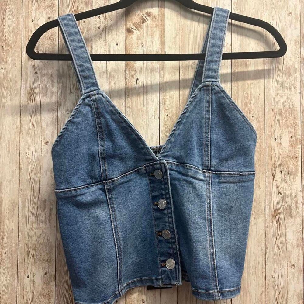 Refuge Women's Blue Crop-top